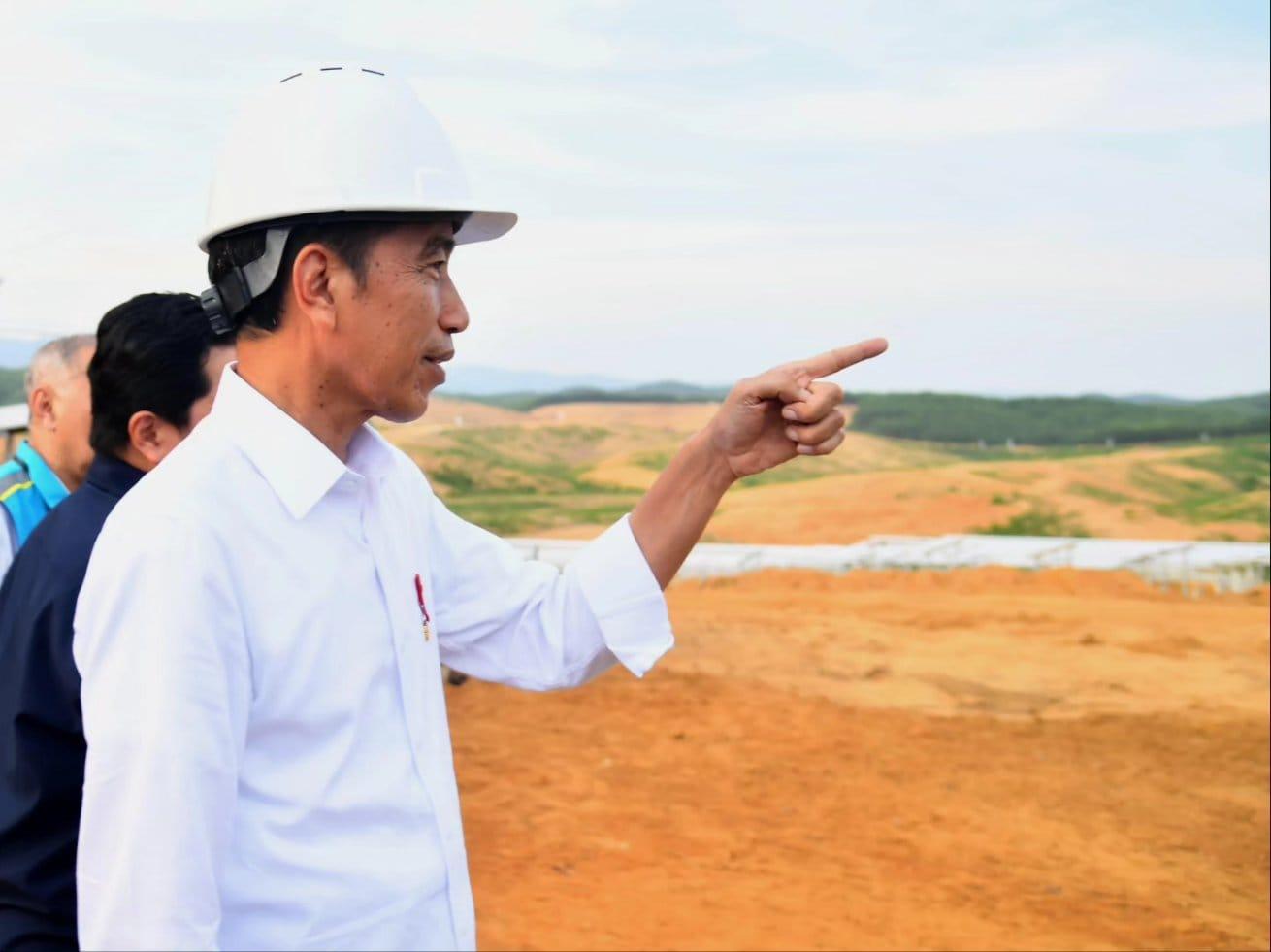 20231103_Jokowi-Tinjau-PLTS-IKN-Nusantara.jpg