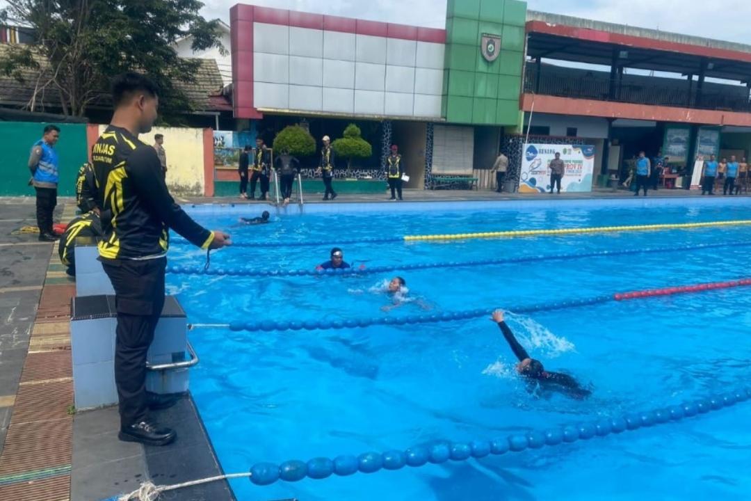 20231117_Polda-Kaltim-menggelar-Tes-Renang.jpg