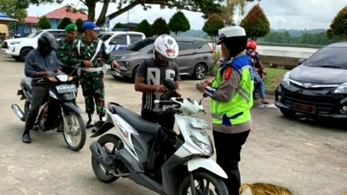 20231118_razia-relaksasi-pajak-dan-penertiban-surat-kendaraan-di-Kukar.jpg
