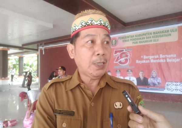 20240117-Kepala-Dinas-Pendidikan-dan-Kebudayaan-Kabupaten-Mahulu-Samson-Batang.jpg