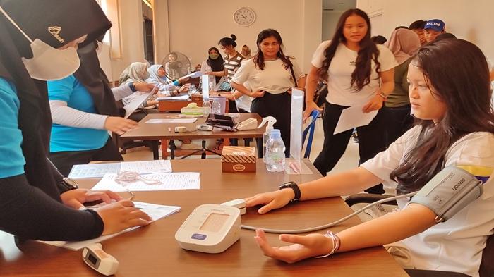 Cara Daftar WhatsApp dan Aplikasi Cek Kesehatan Gratis, Jenis Pemeriksaan untuk Bayi hingga Orangtua