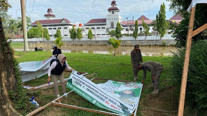 Masa Tenang, Bawaslu Kukar Mulai Tertibkan Algaka di 20 Kecamatan