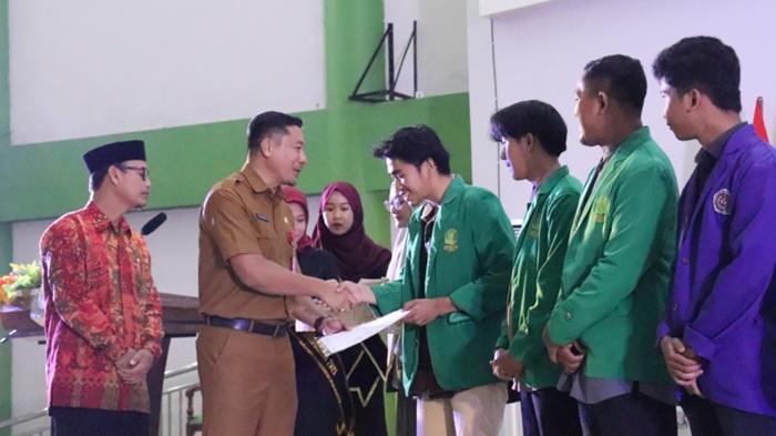 Perkuat Ekosistem Kewirausahaan Generasi Muda, DPMPTSP Kaltim Gelar Investment Goes to Campus 2024
