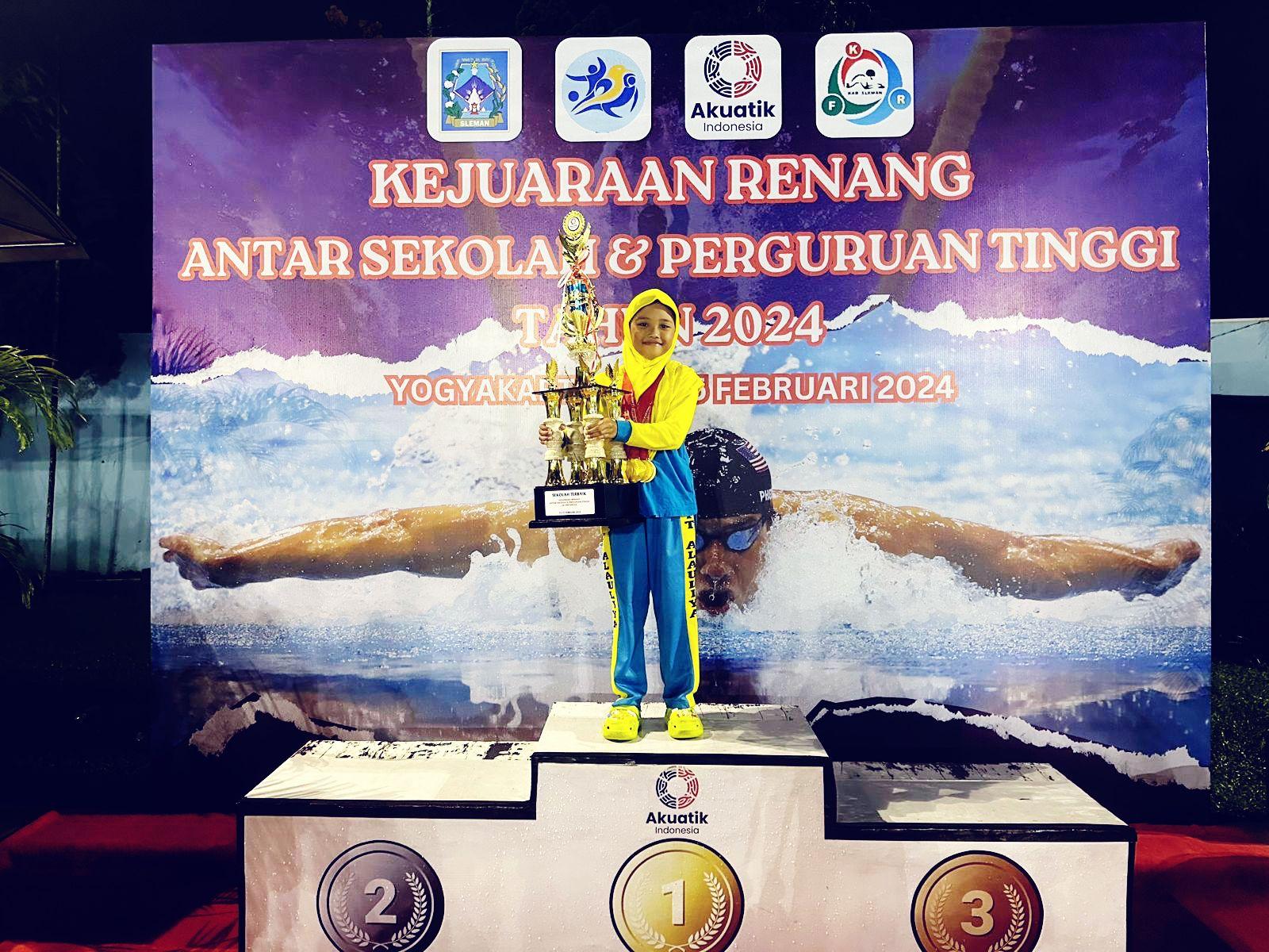 Khalifah Niswanda Salikha, Atlet Renang Muda Balikpapan Raih Prestasi Gemilang di KRASSI 2024