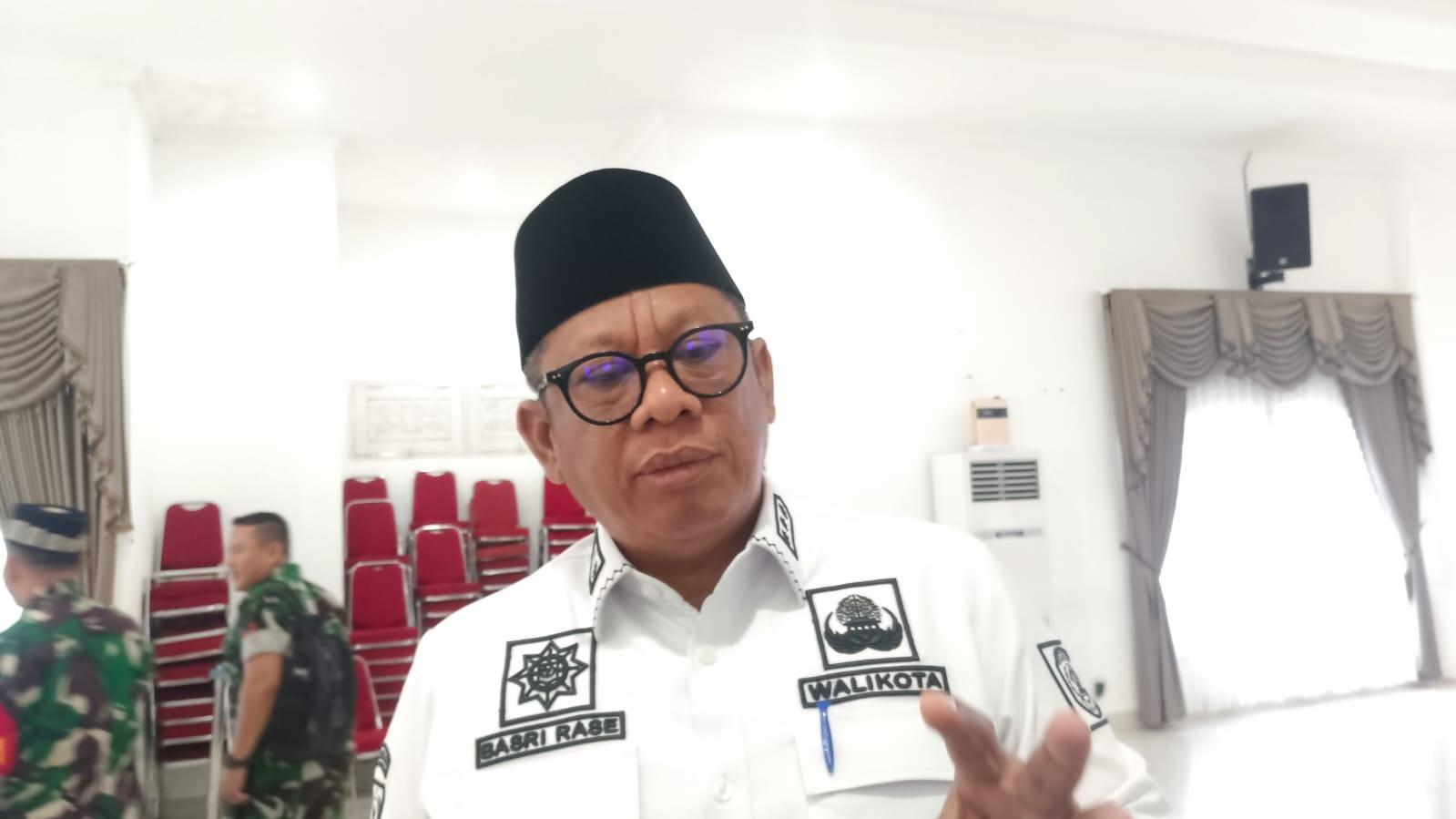 Anggaran Seragam Sekolah Gratis Rp15,5 Miliar, Basri Ingin Penjahit Lokal Diberdayakan