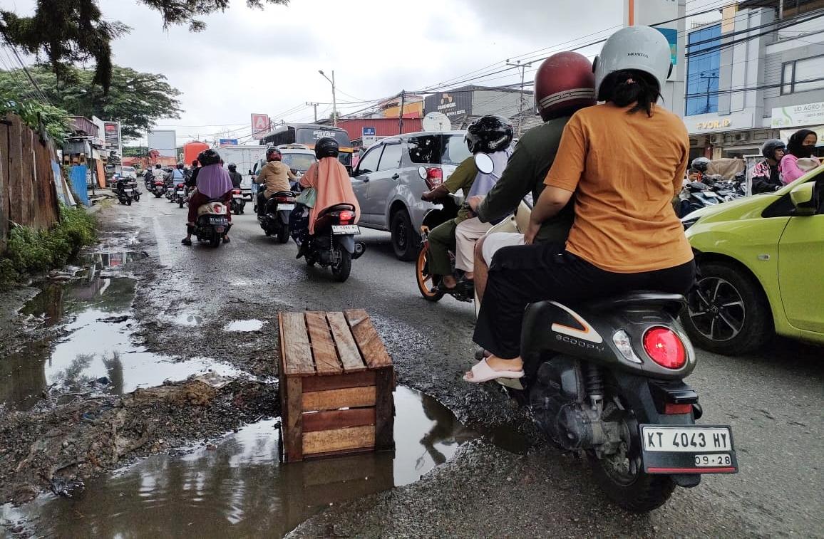 20240426_Macet-di-Balikpapan-Kaltim-Beranda-IKN-Nusantara.jpg
