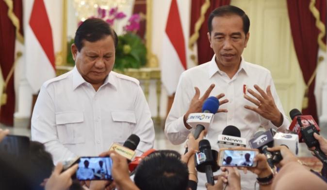 Bantah Titip Menteri di Kabinet Prabowo-Gibran, Jokowi: Kalau Usul-usul Boleh