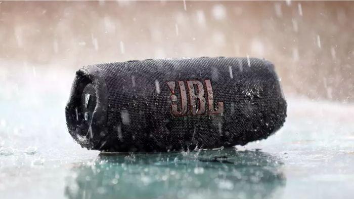 20240514_JBL-Charge.jpg