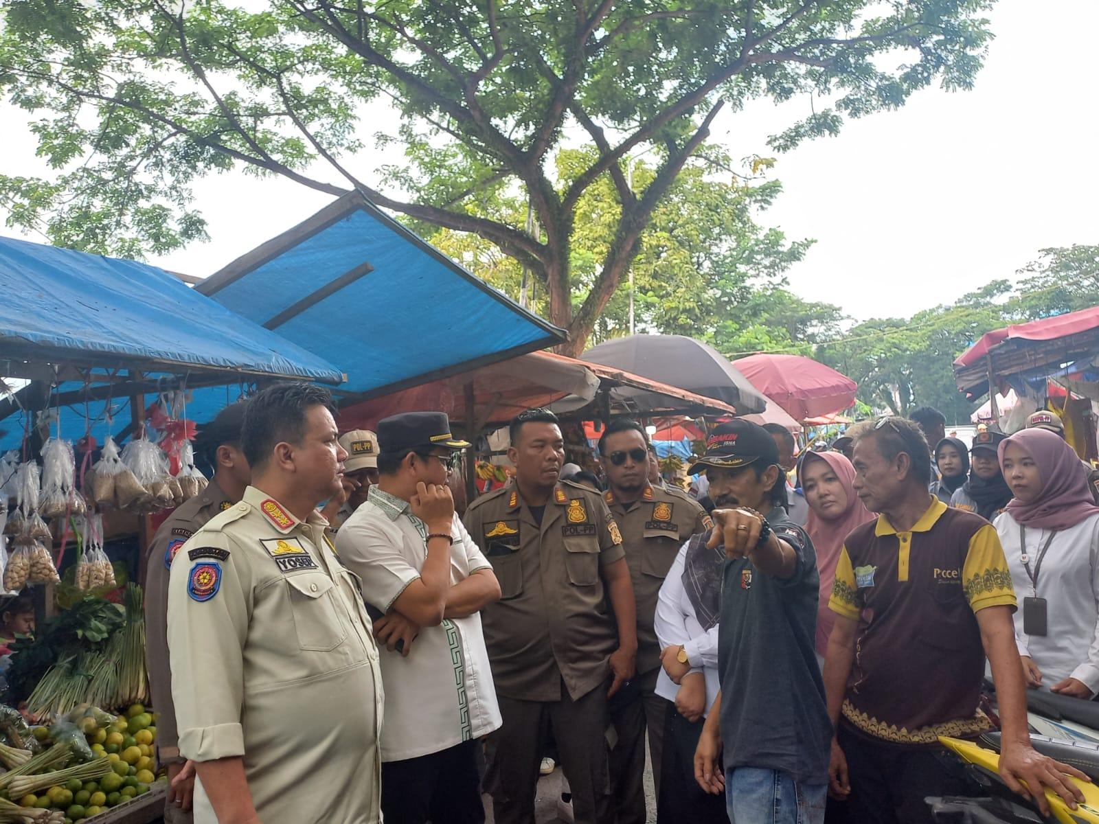 DPRD Balikpapan Tinjau Rencana Penataan Pedagang di Pasar Pandansari, Ditarget Juni Sudah Rapi