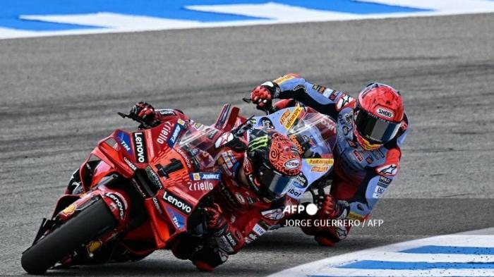 20240531_MotoGP-Italia-2024_Francesco-Bagnaia_jebolan-akademi-VR46_Valentono-Rossi.jpg