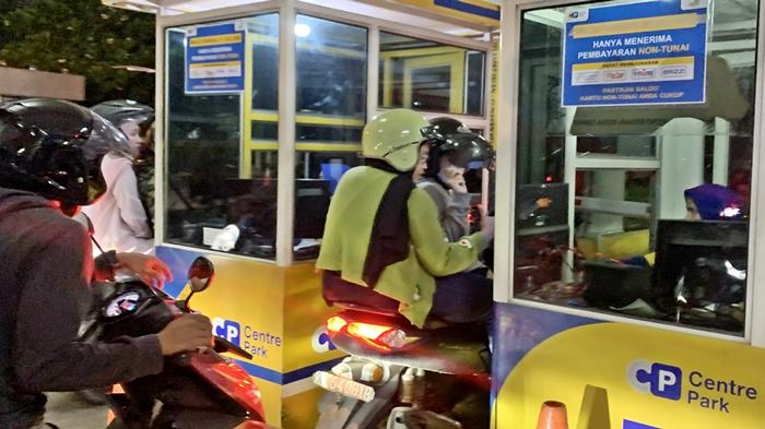 Catatan Kritis Penerapan Parkir Non-tunai di Samarinda, Standarisasi Tarif hingga Nasib Juru Parkir