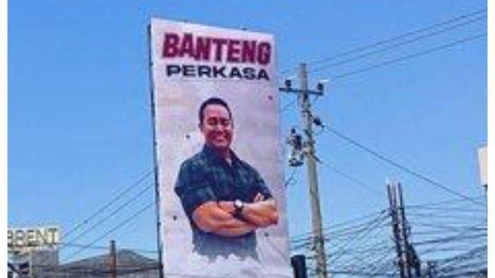 20240815_Sebuah-baliho-Andika-Perkasa.jpg