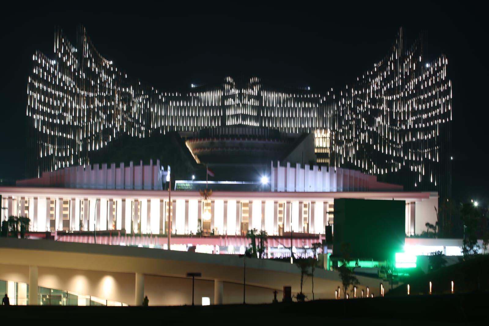 20240817_Istana-Garuda-dan-Istana-Negara-di-IKN.jpg