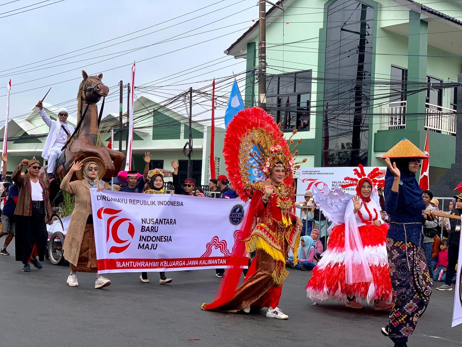 Warga Terhibur di Acara Pawai Pembangunan Samarinda