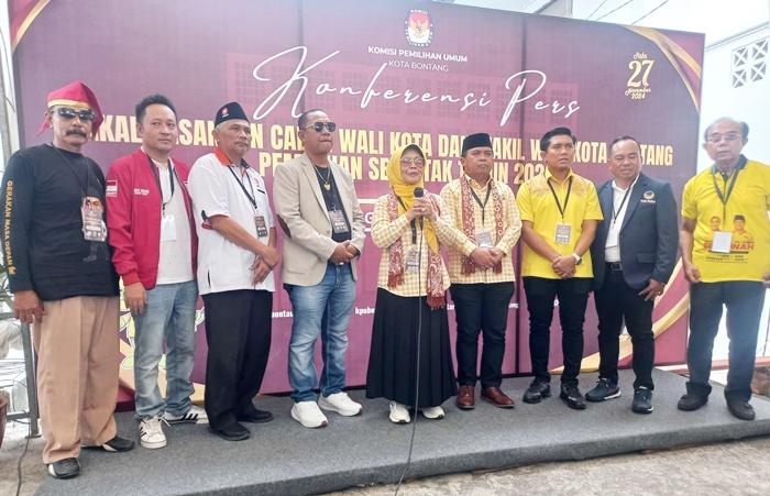 Neni-Agus Hasir Resmi Mendaftar ke KPU Bontang, Ingatkan Pilkada Tahun ini Harus Berjalan Jurdil