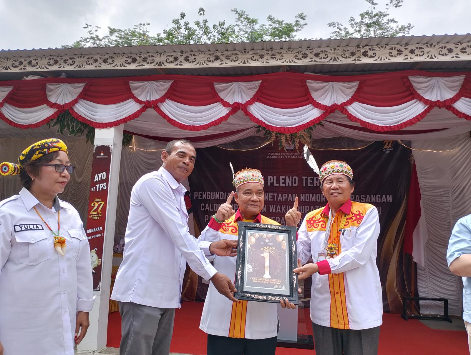 Paslon Avun-Juan Dapat Nomor Urut 1 di Pilkada Mahulu Kaltim