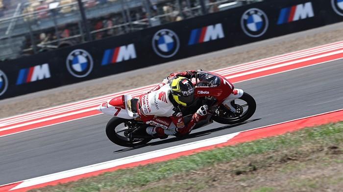 Bertarung di Mandalika GP, Pembalap Astra Honda Amankan Posisi Top 3 Klasemen Sementara IATC 2024