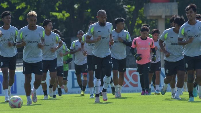 20241026_Nusantara-United-FC-saat-latihan-persiapan-menghadapi-Bhayangkara-FC.jpg