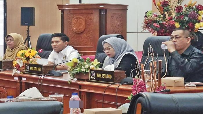 20241105_DPRD-Bontang-Geram-di-Kaltim.jpg