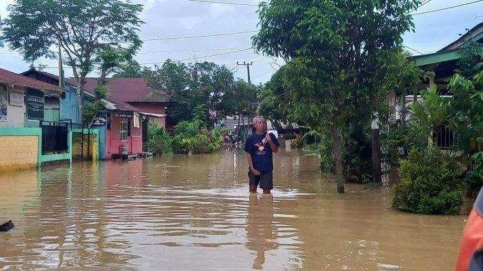 20241106_Banjir-yang-melanda-wilayah-Kelurahan-Api-Api-Bontang.jpg