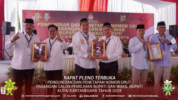 20241111_debat-Pilkada-Kukar-2024_Edi-Rendi_AYL-AZA_Dendi-Alif.jpg