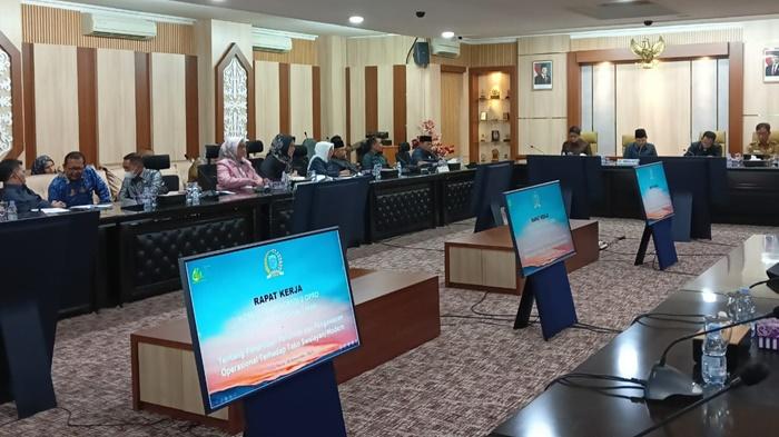 20241119_Komisi-I-dan-II-DPRD-Kabupaten-Paser-rapat-kerja.jpg