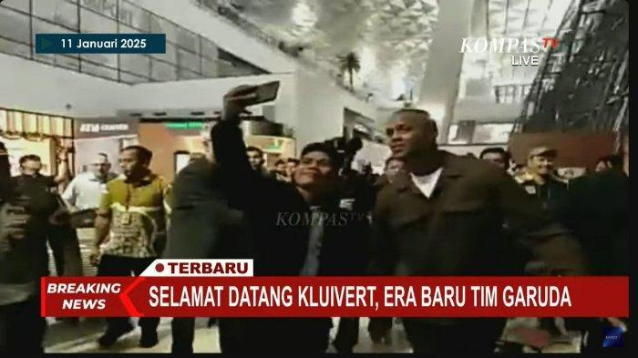 20250111_Momen-pelatih-Timnas-Indonesia-Patrick-Kluivert-tiba-di-Indonesia.jpg
