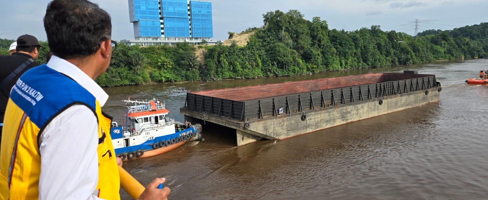 Penutupan Lalu lintas Sungai Jembatan Mahakam Samarinda, KSOP Masih Tunggu Arahan Pemerintah