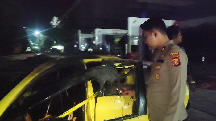 20250226_mobil-terbakar-di-samarinda.jpg