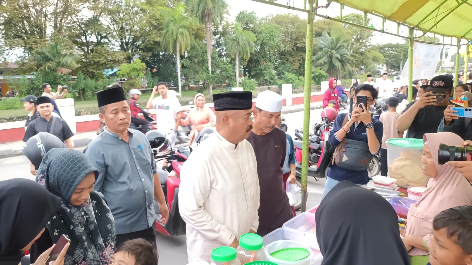 Color Full Lorong Pasar Ramadhan di Tenggarong Kukar, Libatkan 100 Pedagang UMKM