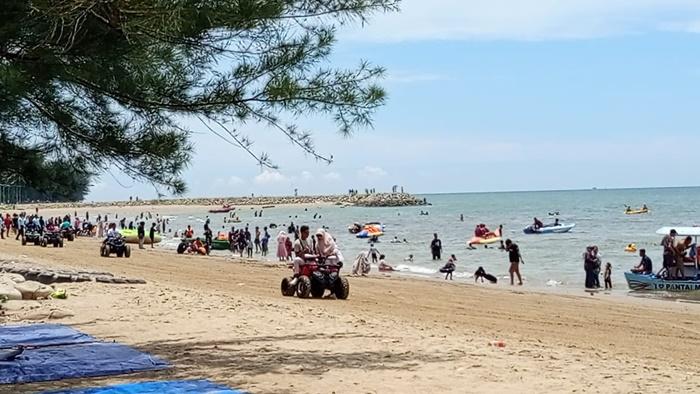 20250404_Pantai-Manggar-Segarasari-Balikpapan.jpg
