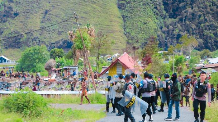 20250405_Bentrok-Pilkada-di-Papua.jpg
