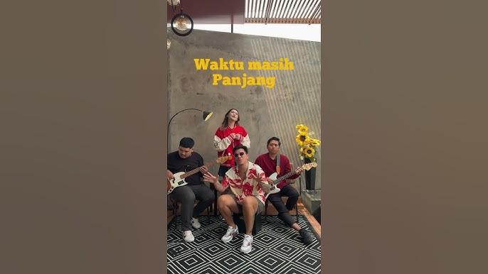 Makna dan Lirik Lagu Kita Usahakan Lagi - Batas Senja yang Trending di YouTube