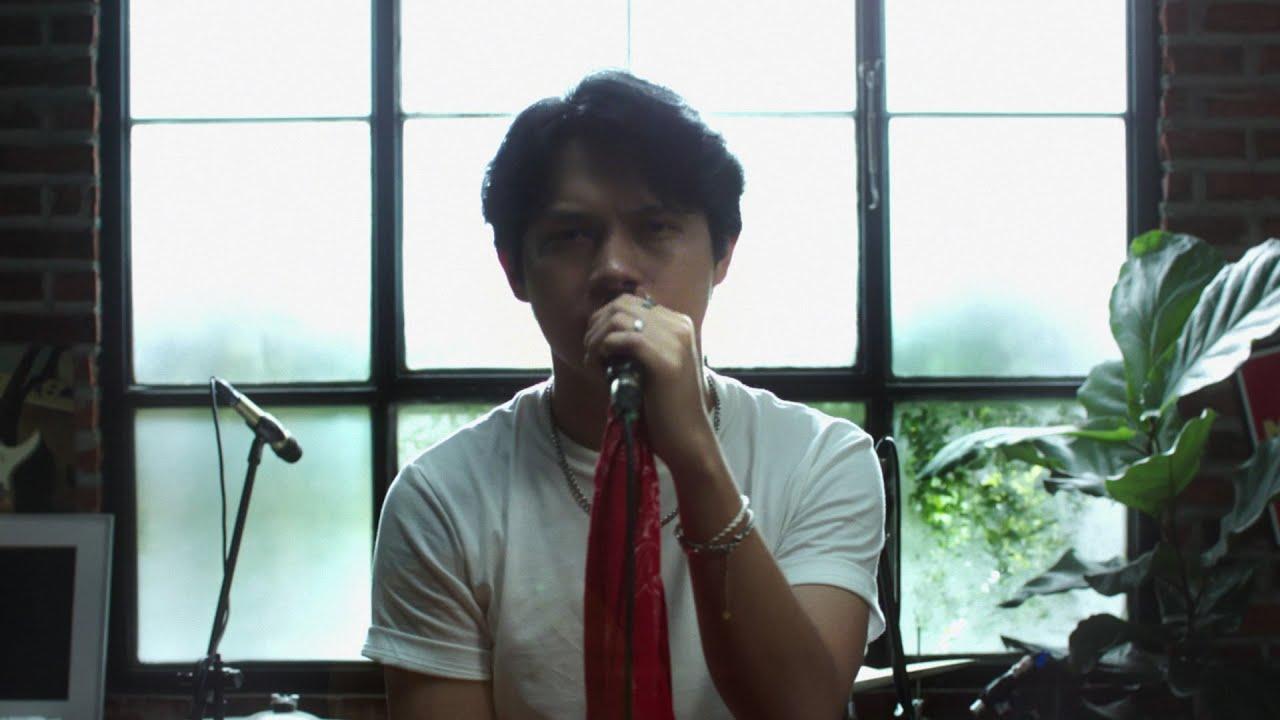 20250505_lirik-lagu-pesona-sederhana-rony-parulian.jpg