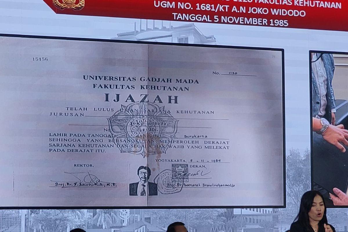 20250522_Foto-Ijazah-Jokowi.jpg