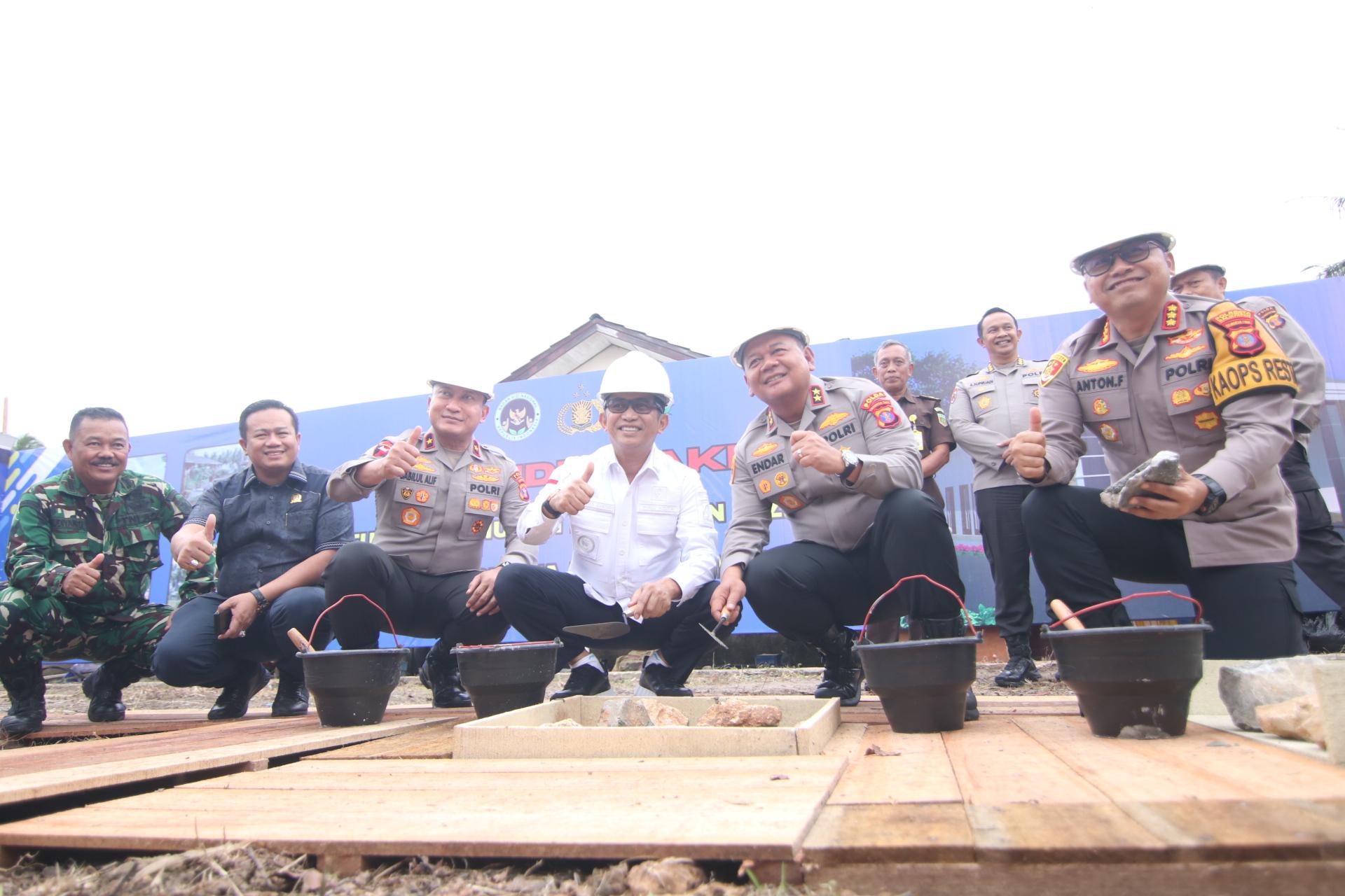 20250806-Kapolda-Kalimantan-Timur-Irjen-Pol-Endar-Priantoro.jpg