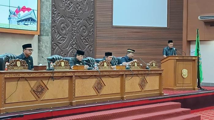 20250807_Rapat-Paripurna-DPRD-Kubar.jpg