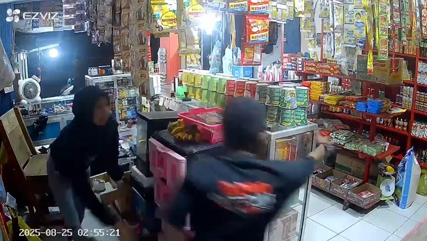 Pura-pura Beli Rokok, Pria di Samarinda Ini Curi Uang Rp3 Juta di Warung Klontong