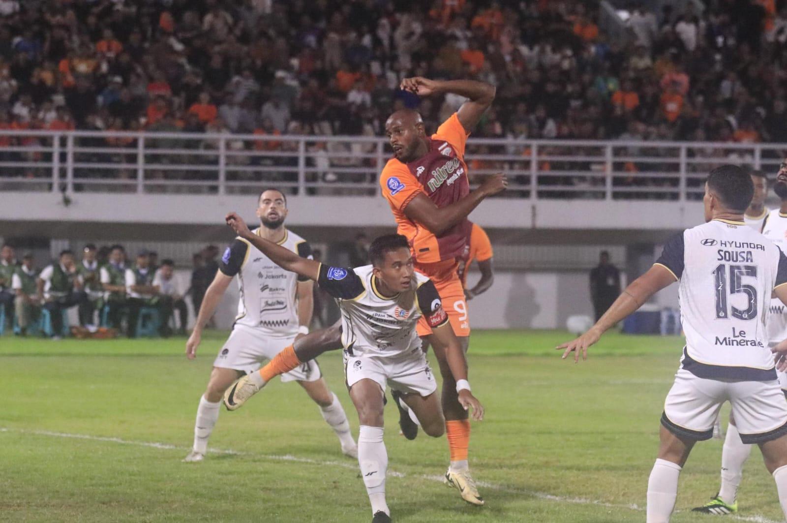 Joel Vinicius Bawa Borneo FC Ungguli Persija 1-0 di Babak Pertama