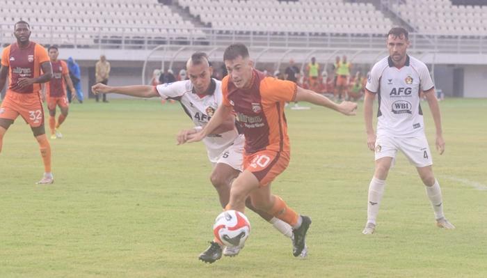 20251018_-Penyerang-Borneo-FC-Mariano-Peralta.jpg