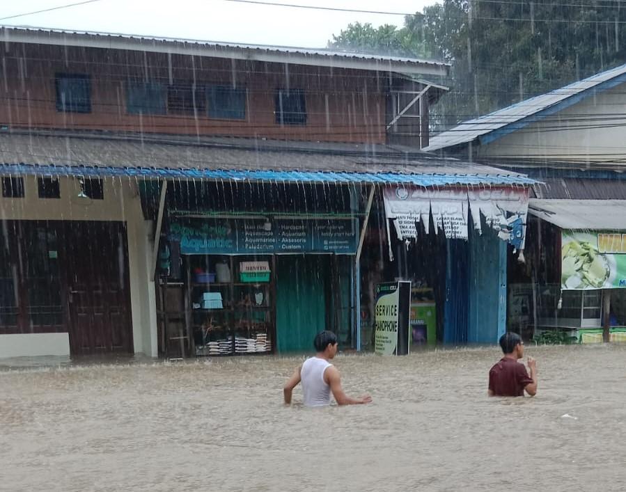 20251022_Genangan-air-imbas-banjir-di-Kota-Samarinda.jpg