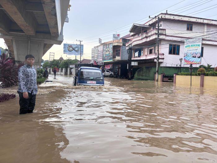 Wagub Kaltim Seno Aji Dorong Pengerukan DAS Mahakam untuk Atasi Banjir Samarinda