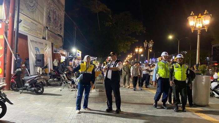 Dishub Balikpapan Sosialisasikan Kawasan Tertib Lalu Lintas Selama 30 Hari di Jalan MT Haryono