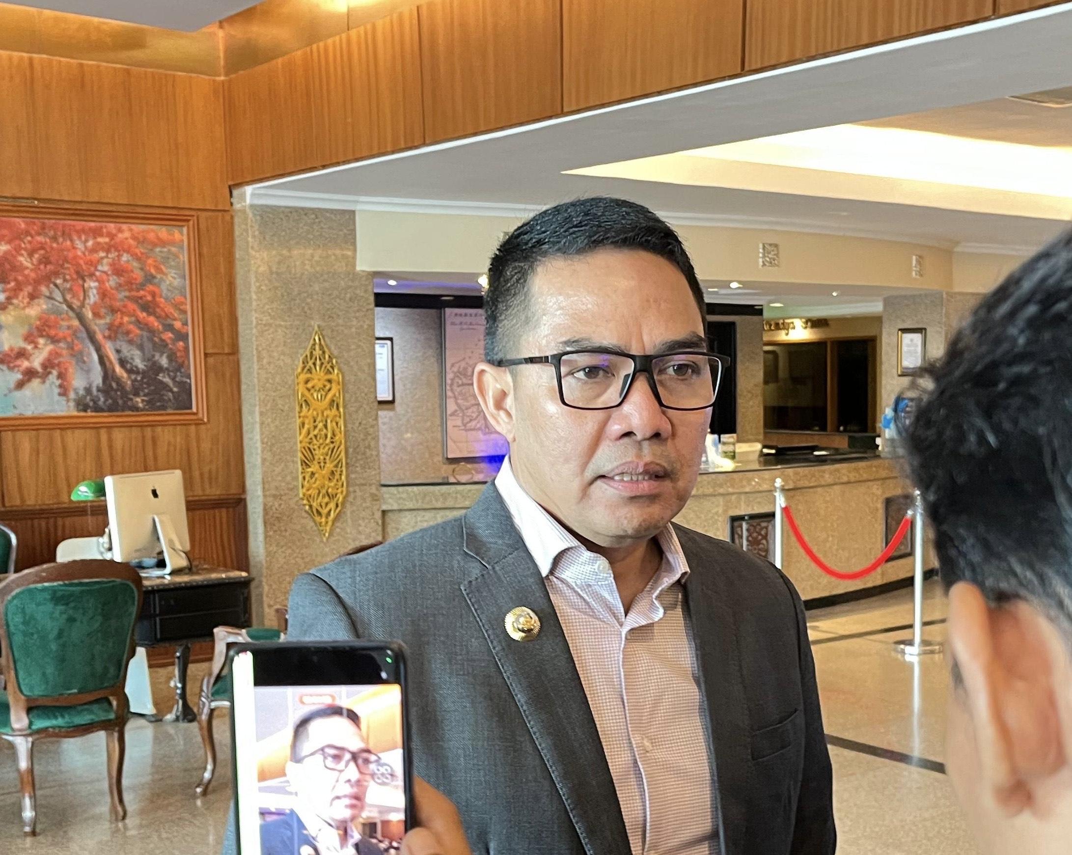 Probebaya, Pengendalian Banjir, dan Kelurahan Digital Antar Walikota Samarinda ke Satyalancana