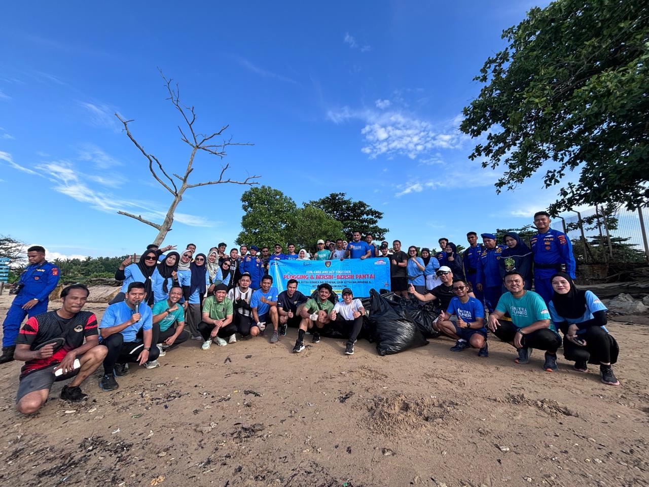 20251102_Astra-Runner-Lakukan-Aksi-Bersih-Pantai.jpg