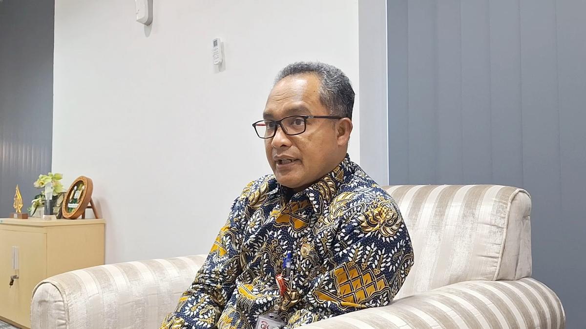 20251124_-Kepala-OJK-Kaltim-Kaltara-Parjiman.jpg