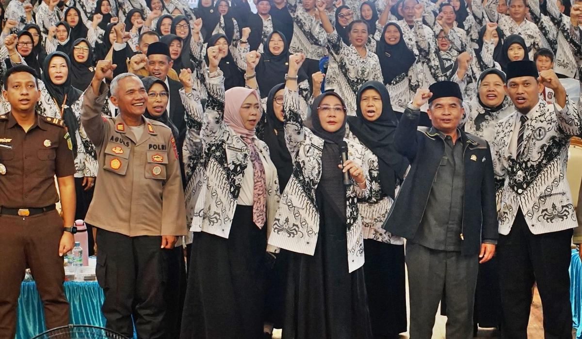Komitmen Bupati Sri Juniarsih untuk Guru di Berau, Alokasikan 20 Persen dari APBD