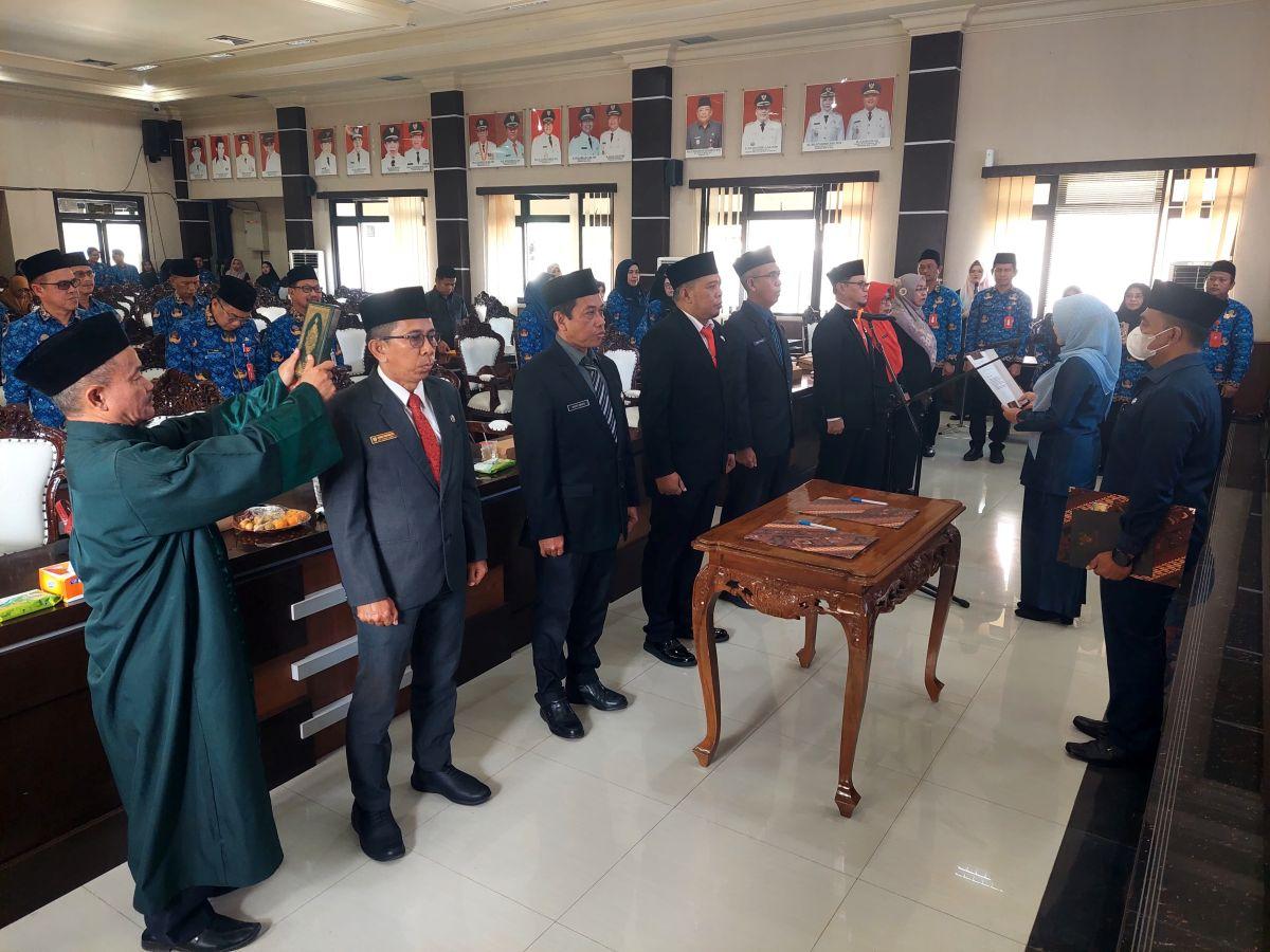 20251202_Rotasi-jabatan-tinggi-pratama-dipimpin-langsung-oleh-Bupati-Berau-Sri-Juniarsih-Mas.jpg