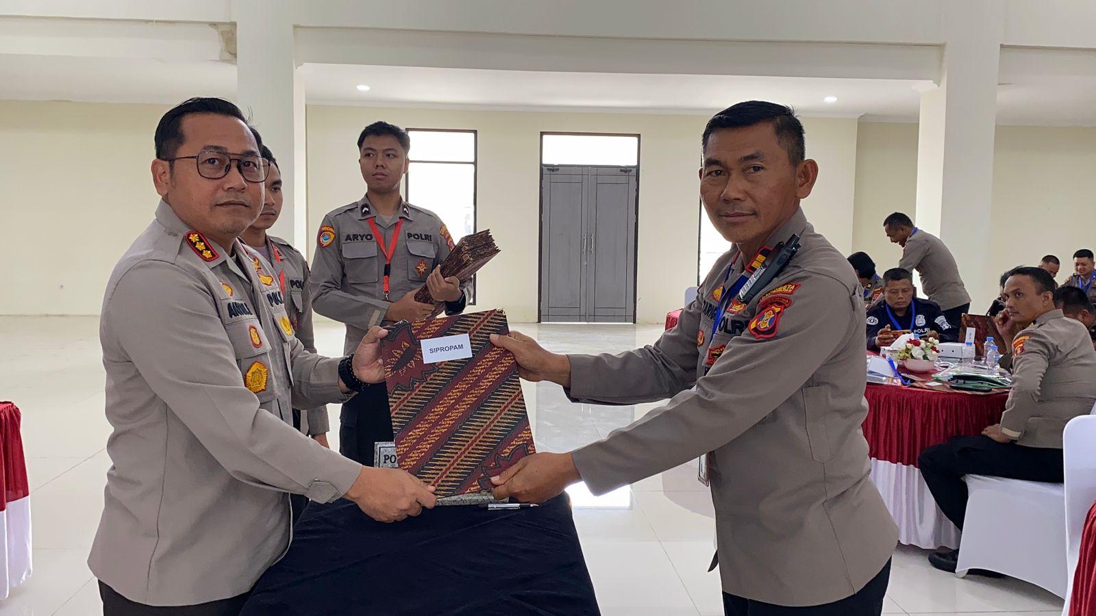 20251209_Polresta-Balikpapan-menggelar-kegiatan-penyerahan-DIPA.jpg