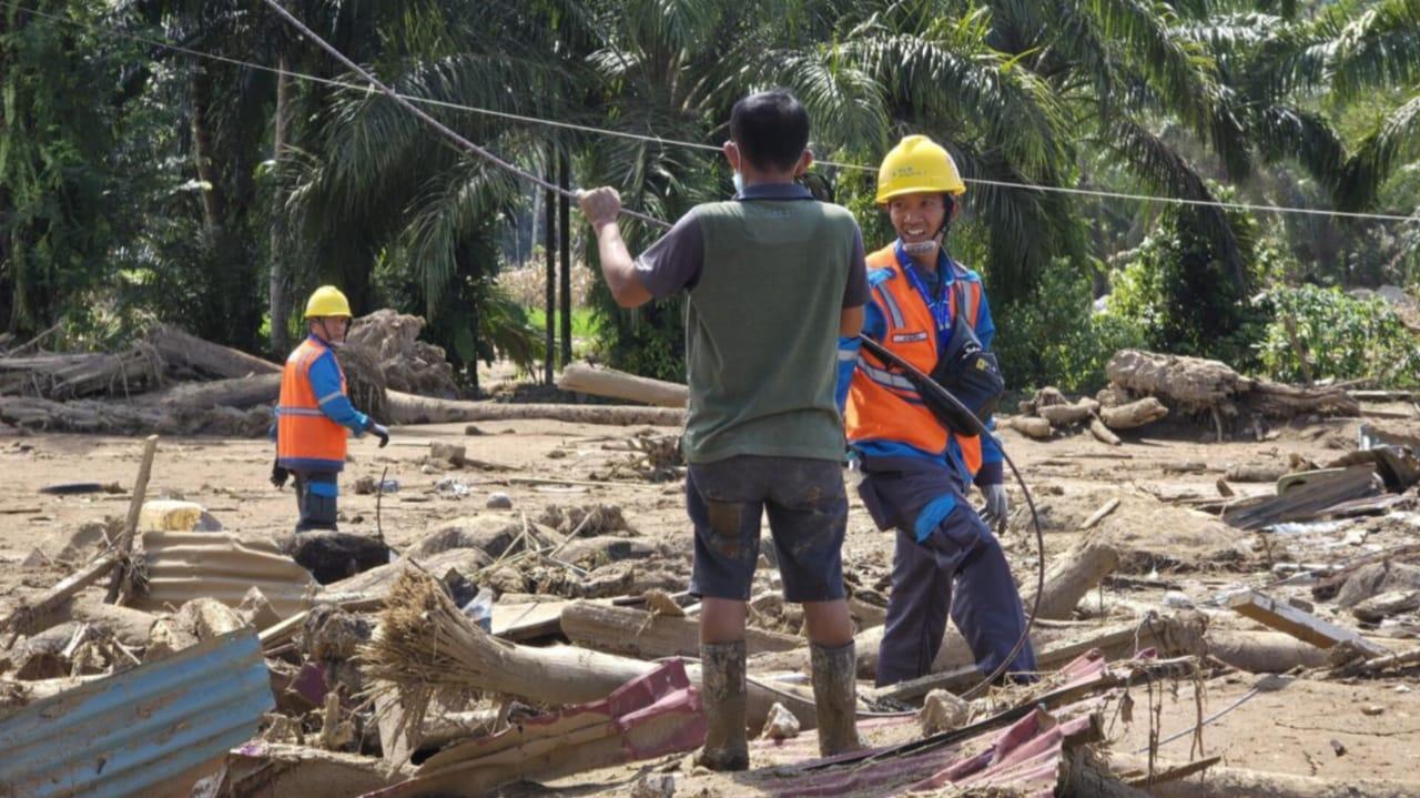 Kabupaten Agam Kembali Menyala, Sistem Kelistrikan di Sumbar Pulih 100 Persen Pascabencana